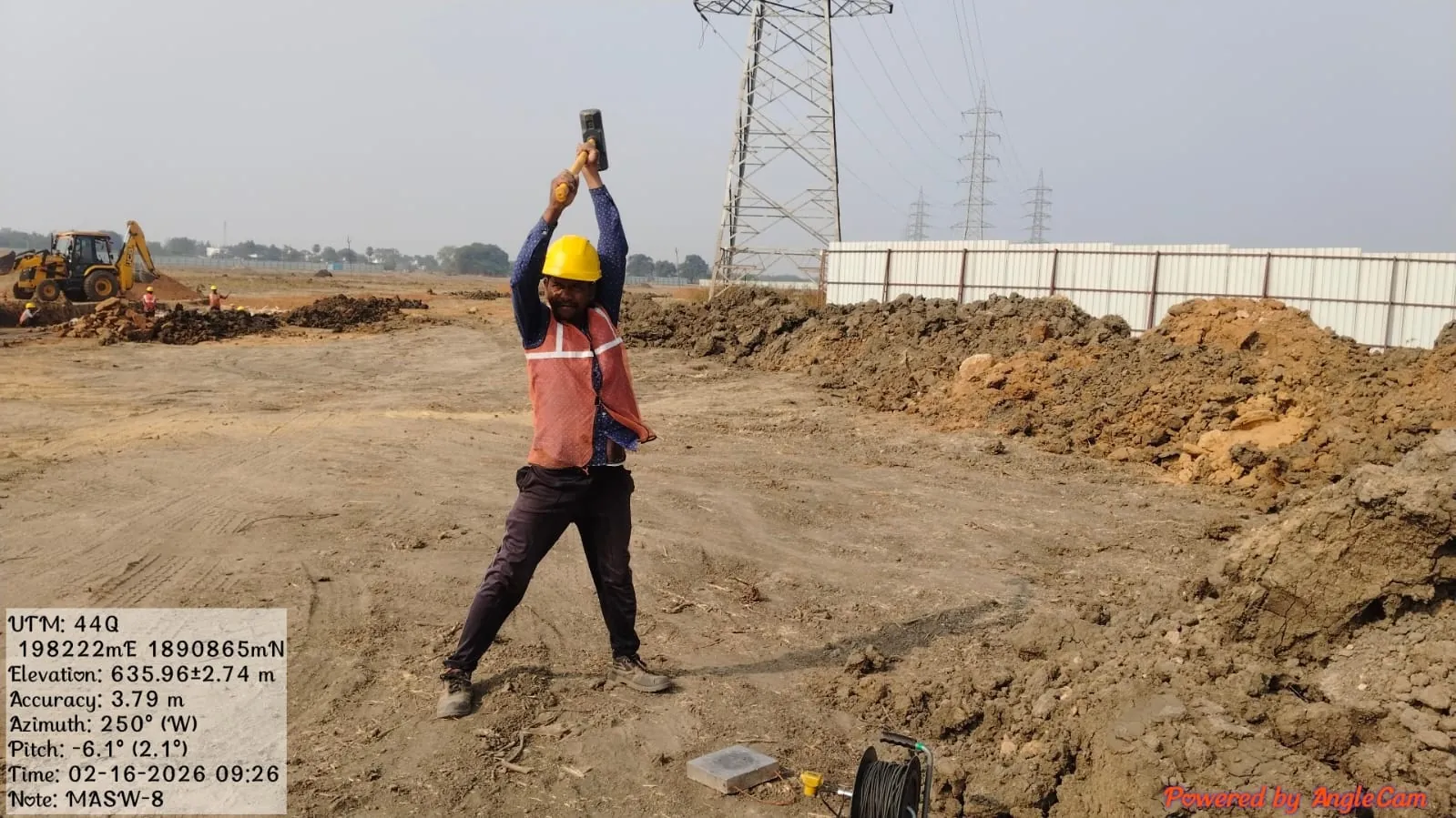 Sledgehammer source for a surface-wave survey